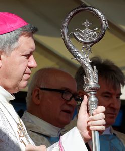 "Niegodziwie". Biskup ostrzega przed mszami we Wrocławiu
