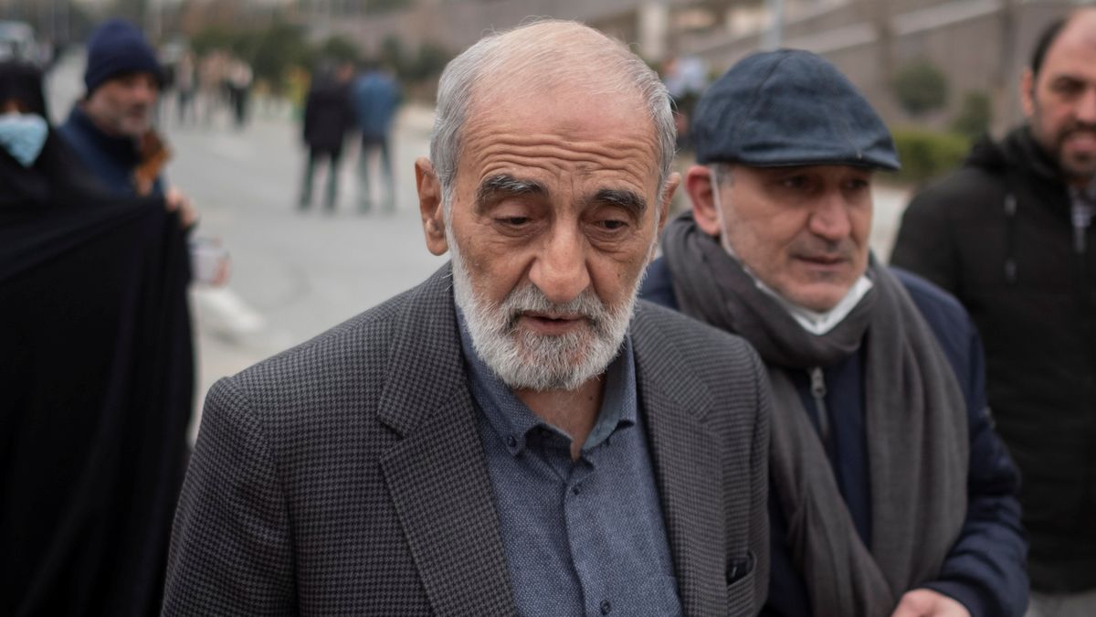 Wzywa Iran do reakcji na atak USA.