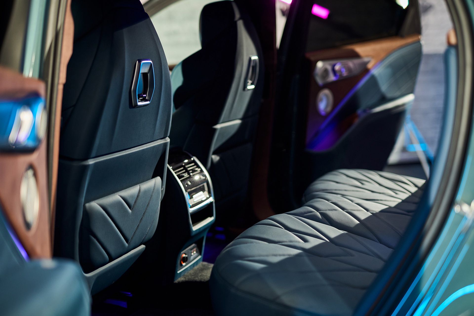BMW XM (2022)