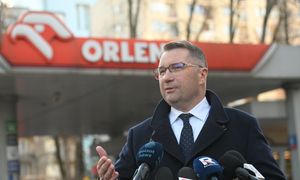 "Państwo nie może łupić obywatela". PiS chce obniżenia VAT-u i akcyzy na paliwo