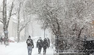 Europa zasypana śniegiem. Odwołane mecze, zasypane drogi i zamknięte lotniska
