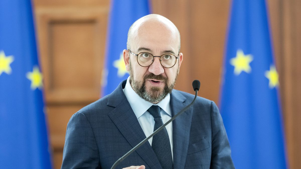 European Council President Charles Michel speaks during a joint press conference with President of Moldova Maia Sandu (not pictured) in Chisinau, Moldova, 04 May 2022. Charles Michel called for more EU military support to Moldova and aid in the ongoing refugee crisis amid the Russian invasion of Ukraine. EPA/DUMITRU DORU Dostawca: PAP/EPA.