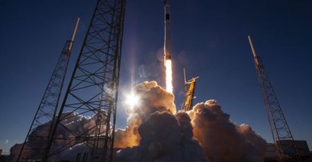 SpaceX: Ładunek wysłany przez Elona Muska budzi zainteresowanie armii USA