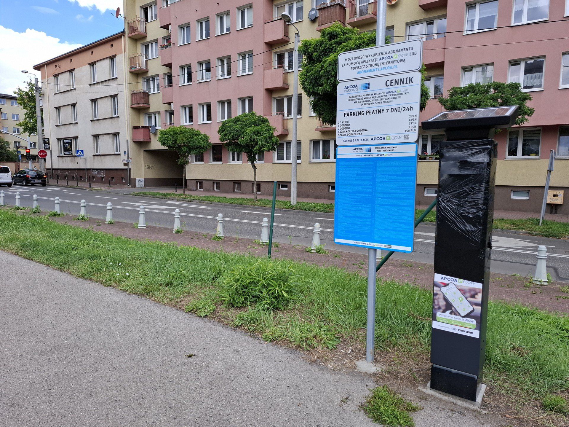 Parking przy dawnym budynku MZD w Częstochowie.