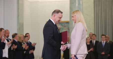 Rekonstrukcja rządu. Prezydent powołał następcę Jarosława Kaczyńskiego