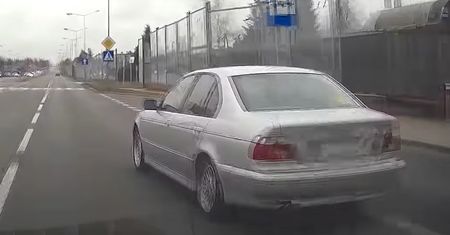 Szeryf z bmw w akcji. Rajd ulicami miasta nagrała kamera
