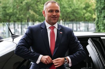 Nawrocki po spotkaniu z Macronem. Mówił o reparacjach od Niemiec