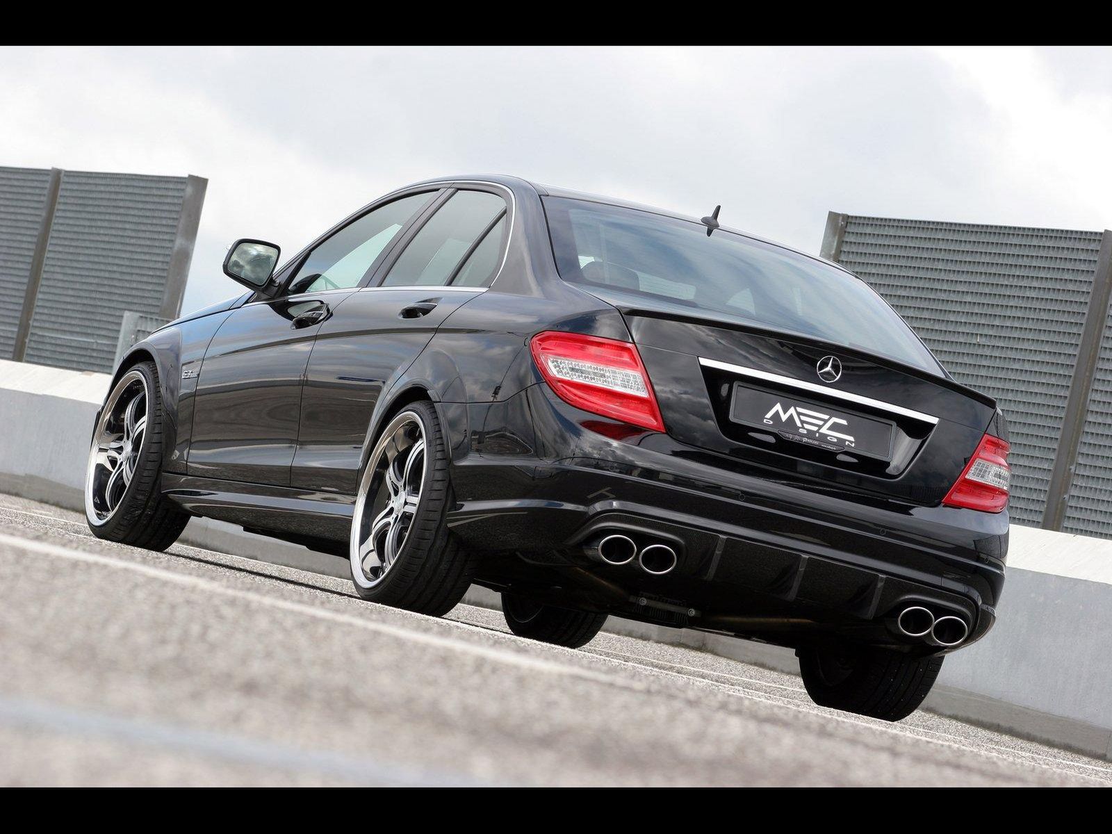 Mercedes-Benz C 63 AMG po tuningu [Galeria] 18
