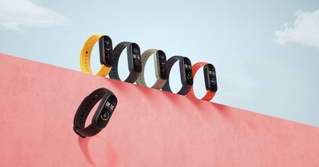 Znamy polską cenę Xiaomi Mi Band 5. Pierwsi klienci kupią taniej