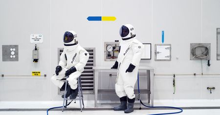 "Space Project" - astronomia, Proust i francuskie ciastka