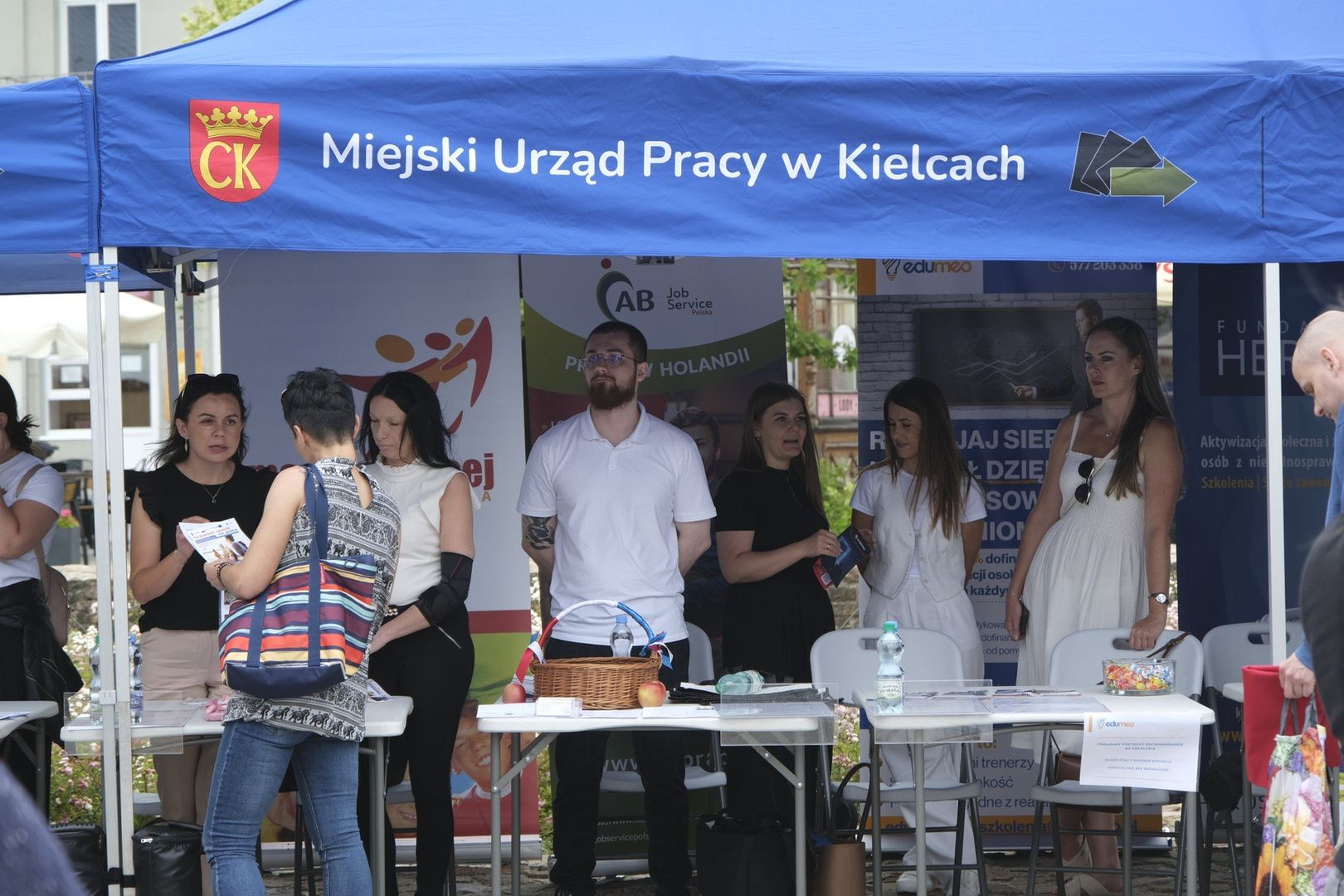 Wakacyjne targi pracy w Kielcach
