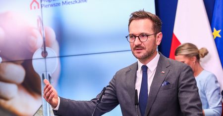 Bezpieczny kredyt 2 proc. Minister zachwala pierwsze wyniki