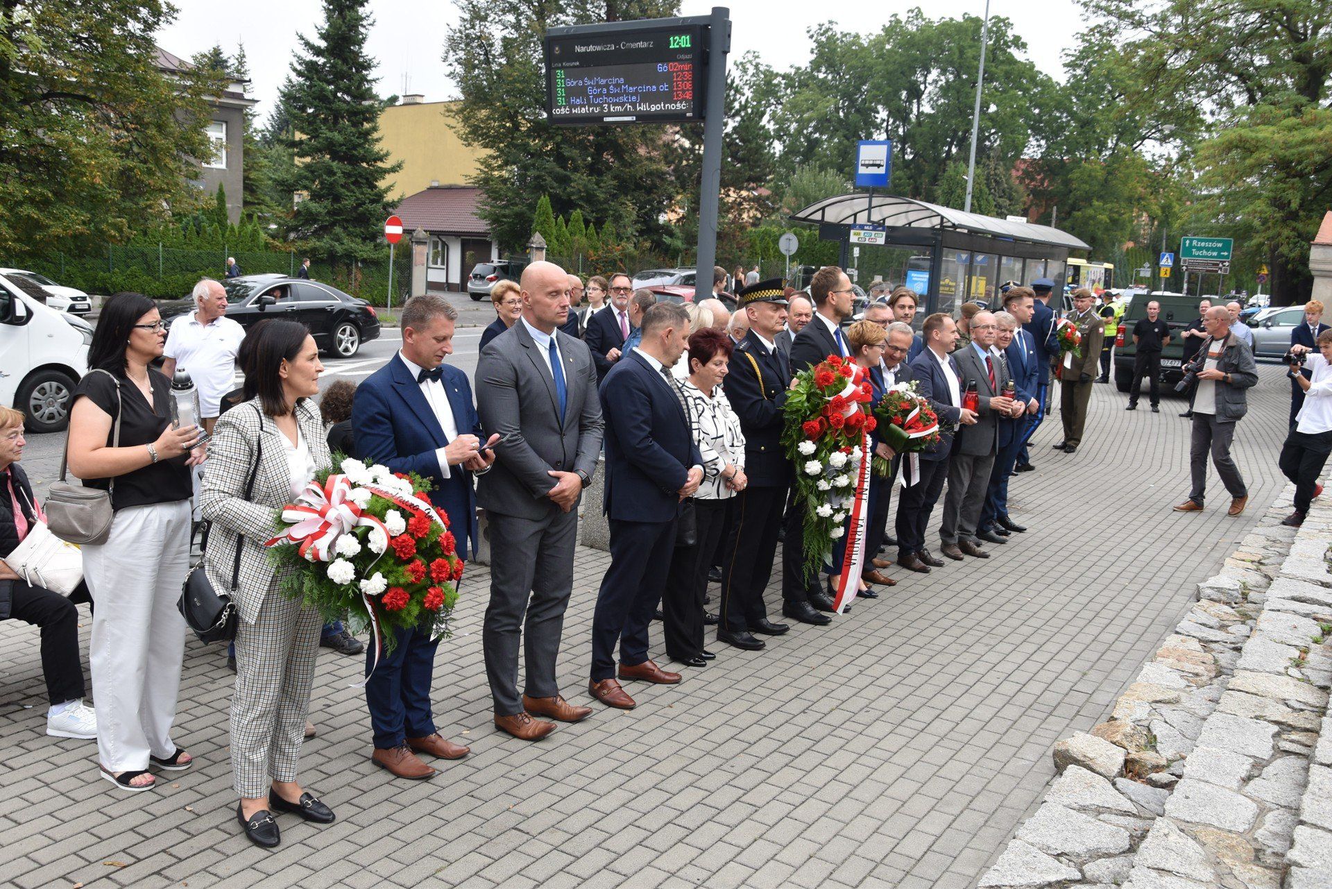 Obchody wybuchu II wojny światowej upamiętniono w Tarnowie 1 września uroczystością przy Pomniku Ofiar Wojny i Faszyzmu