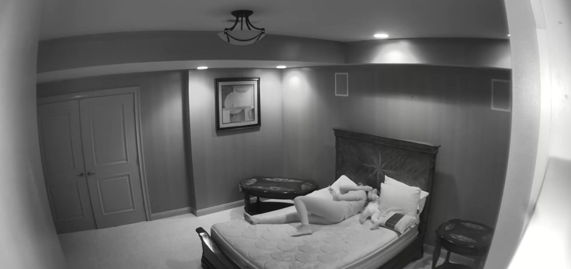 Opiekunka uderzyła dziecko w twarz