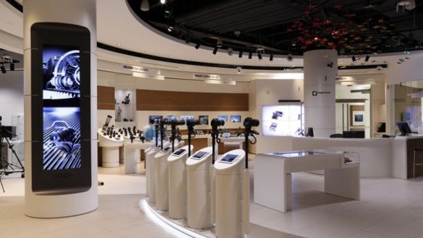 Do spróbowania, nie do kupowania: Canon otworzył pierwszy z salonów Image Square 1