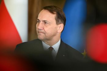 Będzie przełom ws. ambasadorów? Wtedy Nawrocki spotka się z Sikorskim