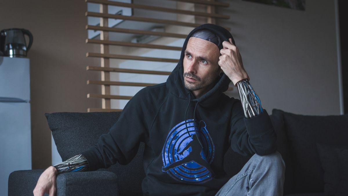 Tak może wyglądać przyszłość. Poznajcie "Robota z sąsiedztwa" Nicolasa Bigota 1