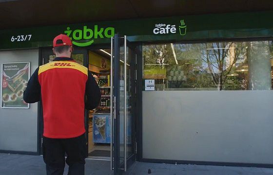 Paczki za pobraniem z DHL do odbioru w Żabce