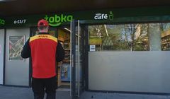 Paczki za pobraniem z DHL do odbioru w Żabce