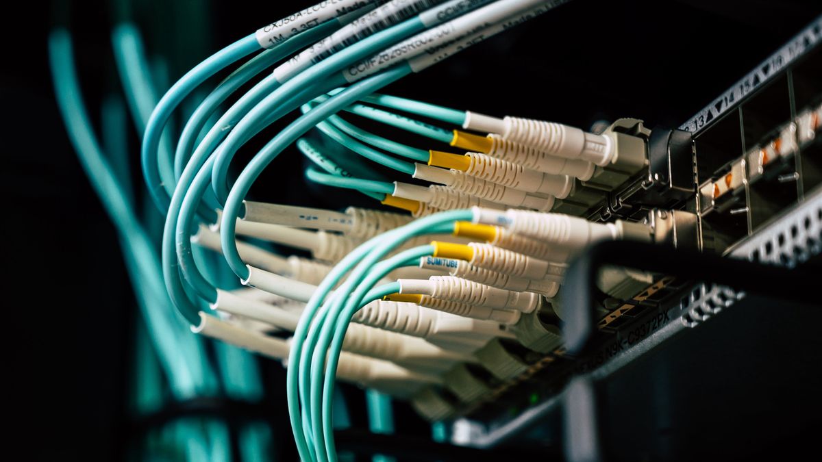 Przełącznik światłowodowy