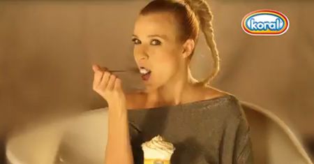 Koroniewska REKLAMUJE LODY...