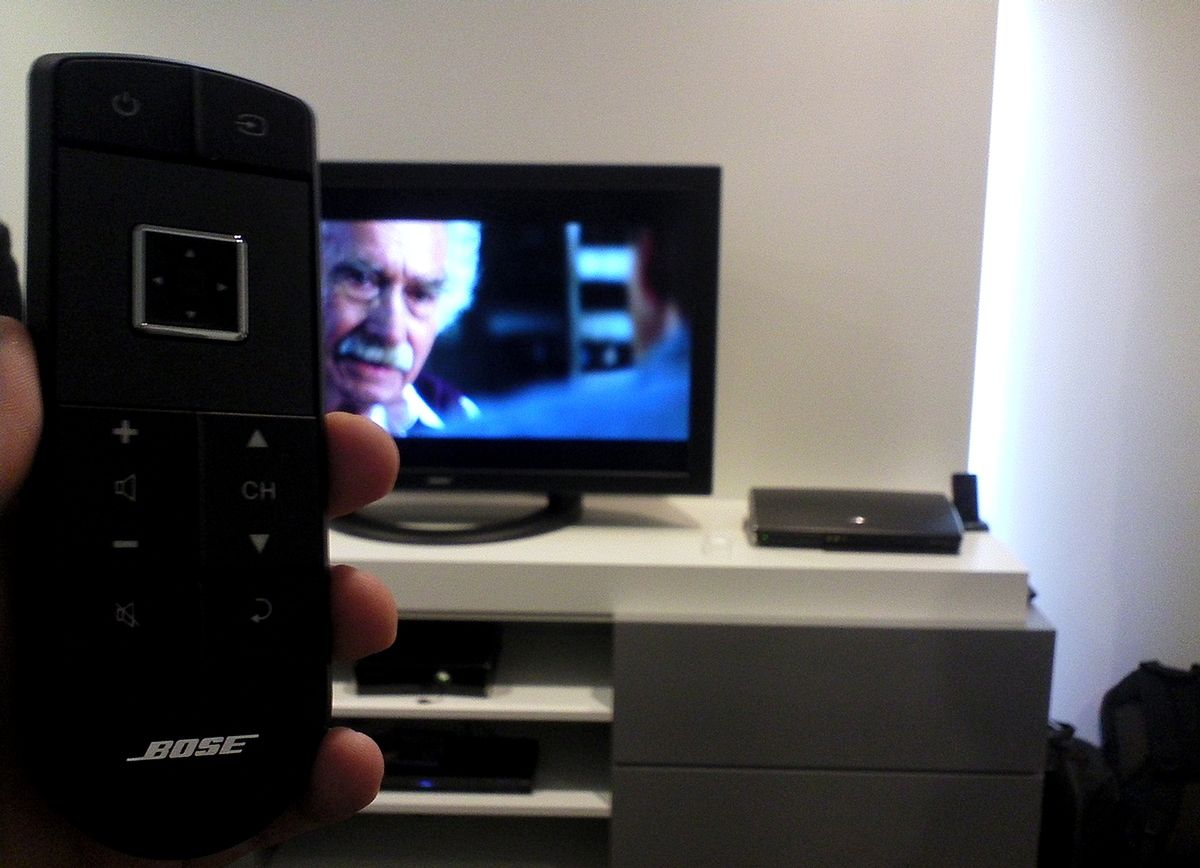 Bose VideoWave - głośniki, których nie ma 3