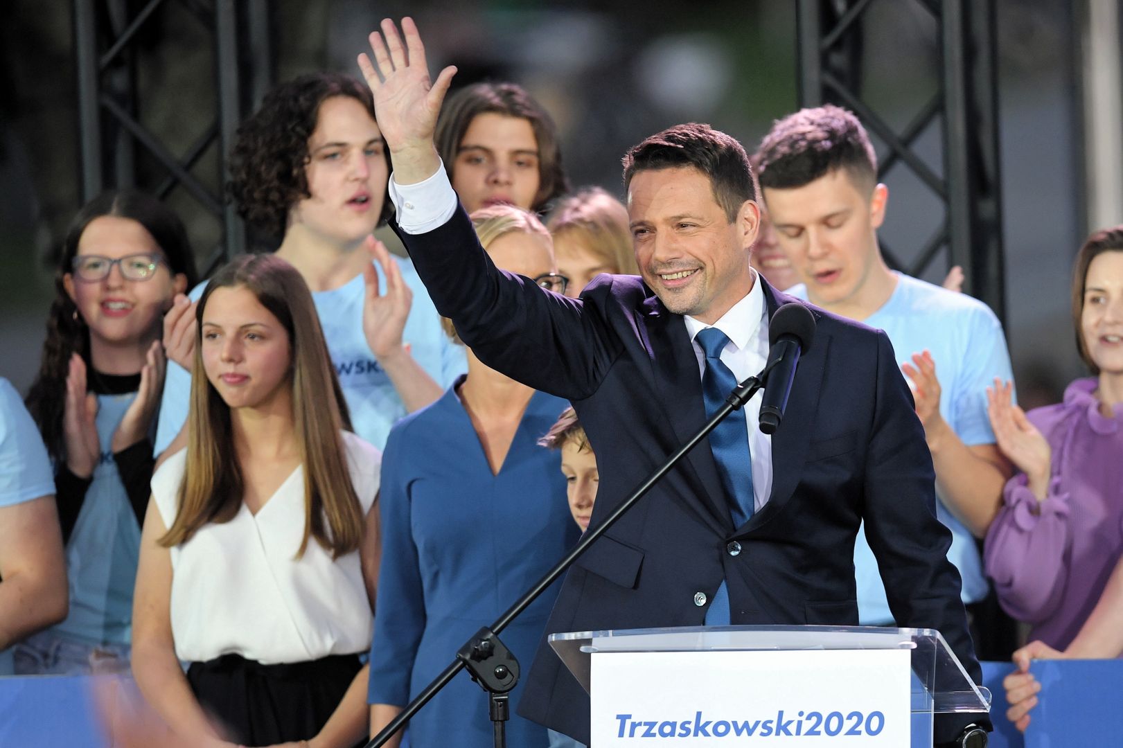 Wybory 2020. Rafał Trzaskowski komentuje wyniki exit poll. Mówi o "walcu propagandowym"