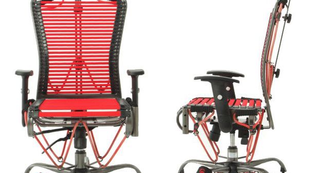 Krzesło wyglądające jak narzędzie tortur 1