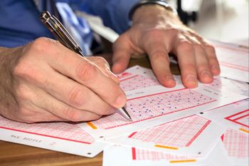 Matematyk analizował wygrane w Lotto i Eurojackpot. Mówi, w co grać