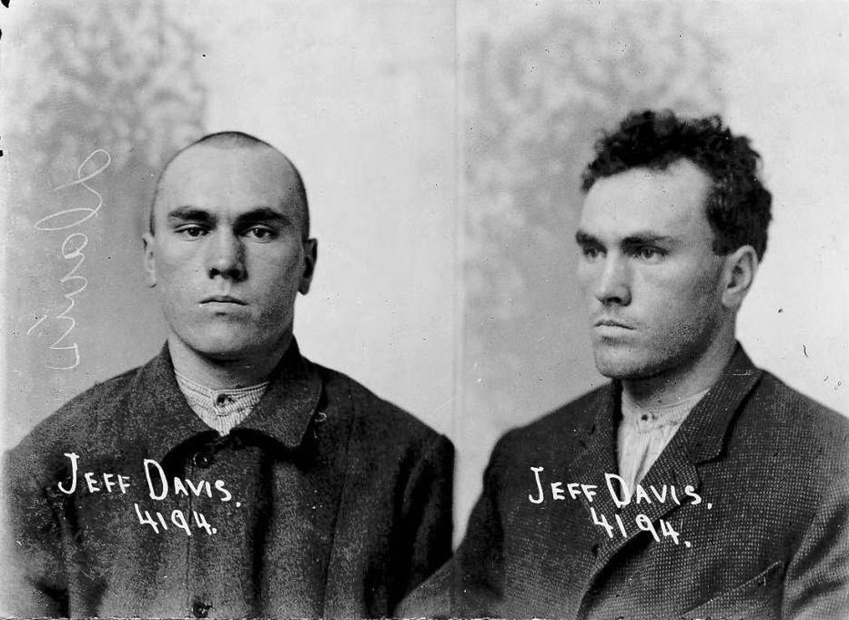 21-letni Carl Panzram przedstawiał się jako Jefferson Davis