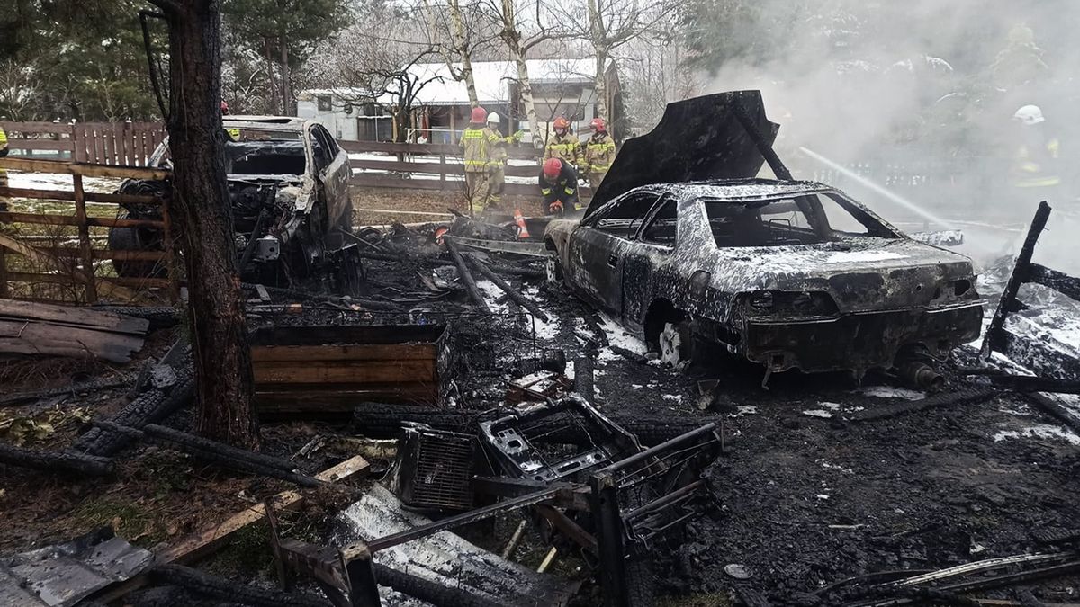 W jednej ze spalonych przyczep znaleziono zwłoki mężczyzny