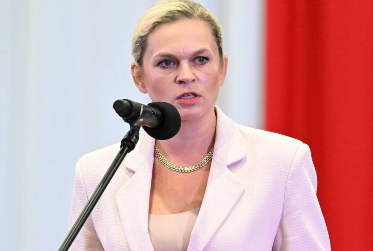 "Dwie bardzo istotne zmiany". Nowacka zwróciła się do uczniów i nauczycieli