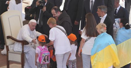 Papież powiedział to o Ukraińcach. Tłum słuchał w milczeniu