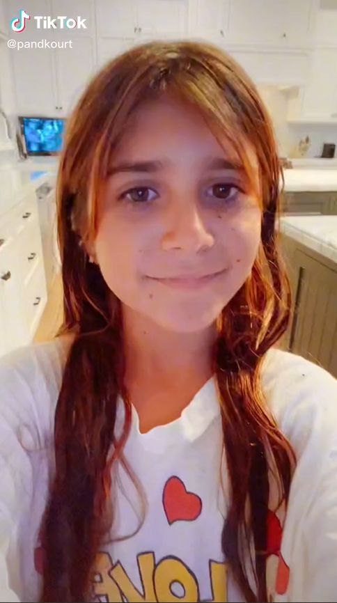 Penelope Disick robi makijaż na TikToku