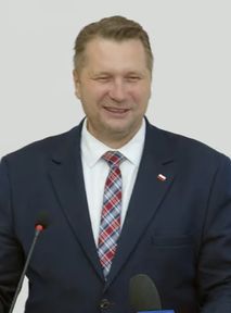 Uczelnia wystraszyła się Czarnka. Nie będzie deklaracji płci