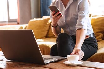 Jak uprzyjemnić sobie pracę zdalną? Poznaj zasady dobrego home office