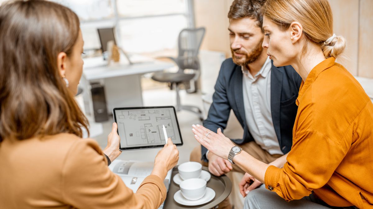W najbliższym odcinku z cyklu "Taka wiedza to skarb. Dla tych, którzy mają 100, 1 000 lub 10 000 zł" pokażemy krok po kroku, jak inwestować. Na przykładzie mBanku, ale w innych bankach ta droga wygląda bardzo podobnie.