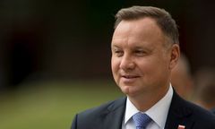 "Ostry cień mgły" na burcie. Jest reakcja Andrzeja Dudy