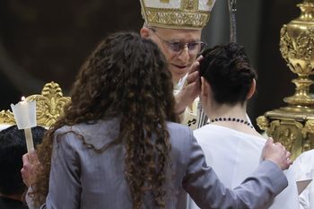 Kuriozalne oszustwo "na bierzmowanie". Jest oświadczenie archidiecezji