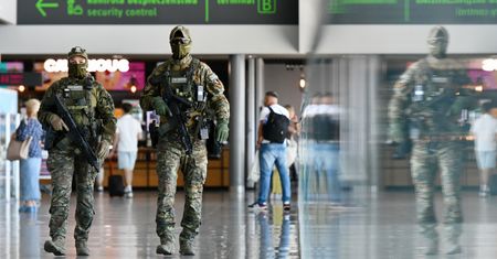 Wpadli na lotnisku. To 65-letni Polak i 39-letni Ukrainiec