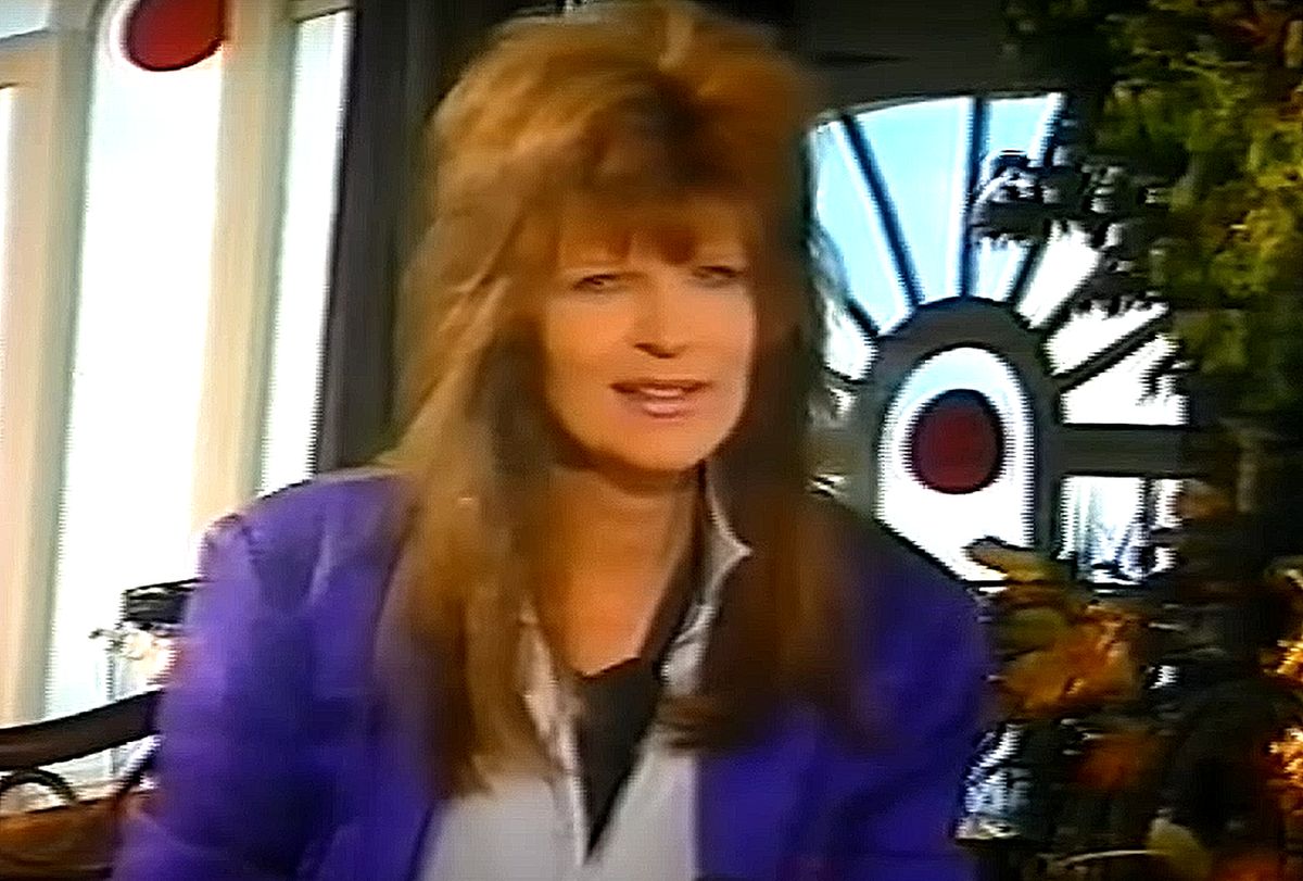 Elżbieta Dmoch w programie "Dozwolone od lat 40" (1998)