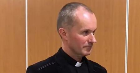 Dzieci rezygnują z lekcji religii. Ksiądz: Przyczyną zgorszenia są rodzice