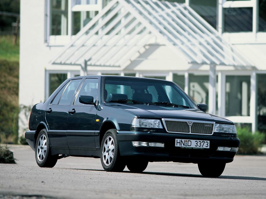Lancia Thema 1