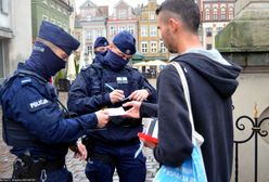 Kary za brak maseczki. Sypią się także w policji