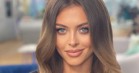 W oczy rzuca się jedna rzecz. Stylizacja Joanny Opozdy to gotowy pomysł na świąteczny look