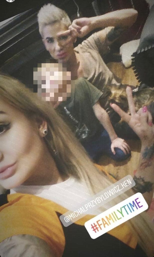 Matka "syna" polskiego Kena odpowiada na zarzuty