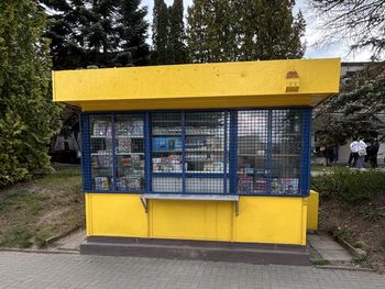 Ostatni taki kiosk w mieście. Był świadkiem przemian. Teraz znika