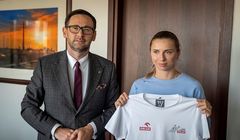 Białorusinka Kryscina Cimanouska wspierana przez Orlen