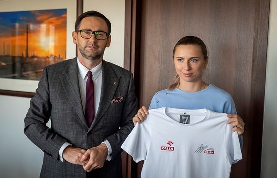 Białorusinka Kryscina Cimanouska wspierana przez Orlen