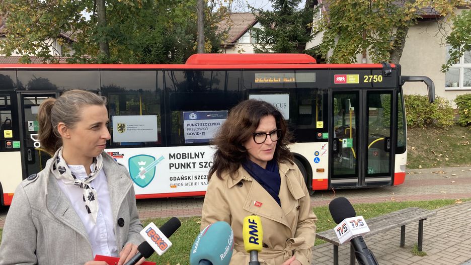 Od lewej: wiceprezydent Gdańska Monika Chabior i prezydent Aleksandra Dulkiewicz